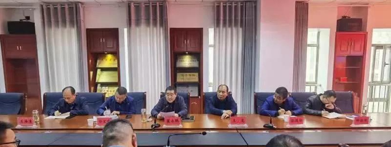市龍江集團舉行黨史學(xué)習教育讀書(shū)班開(kāi)班儀式